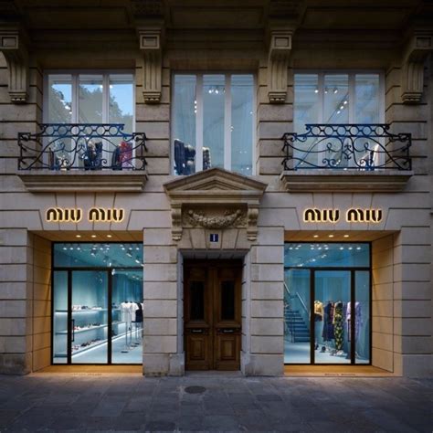 miumiu store